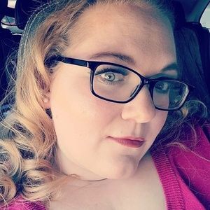 Meet your Posher, Jenifer